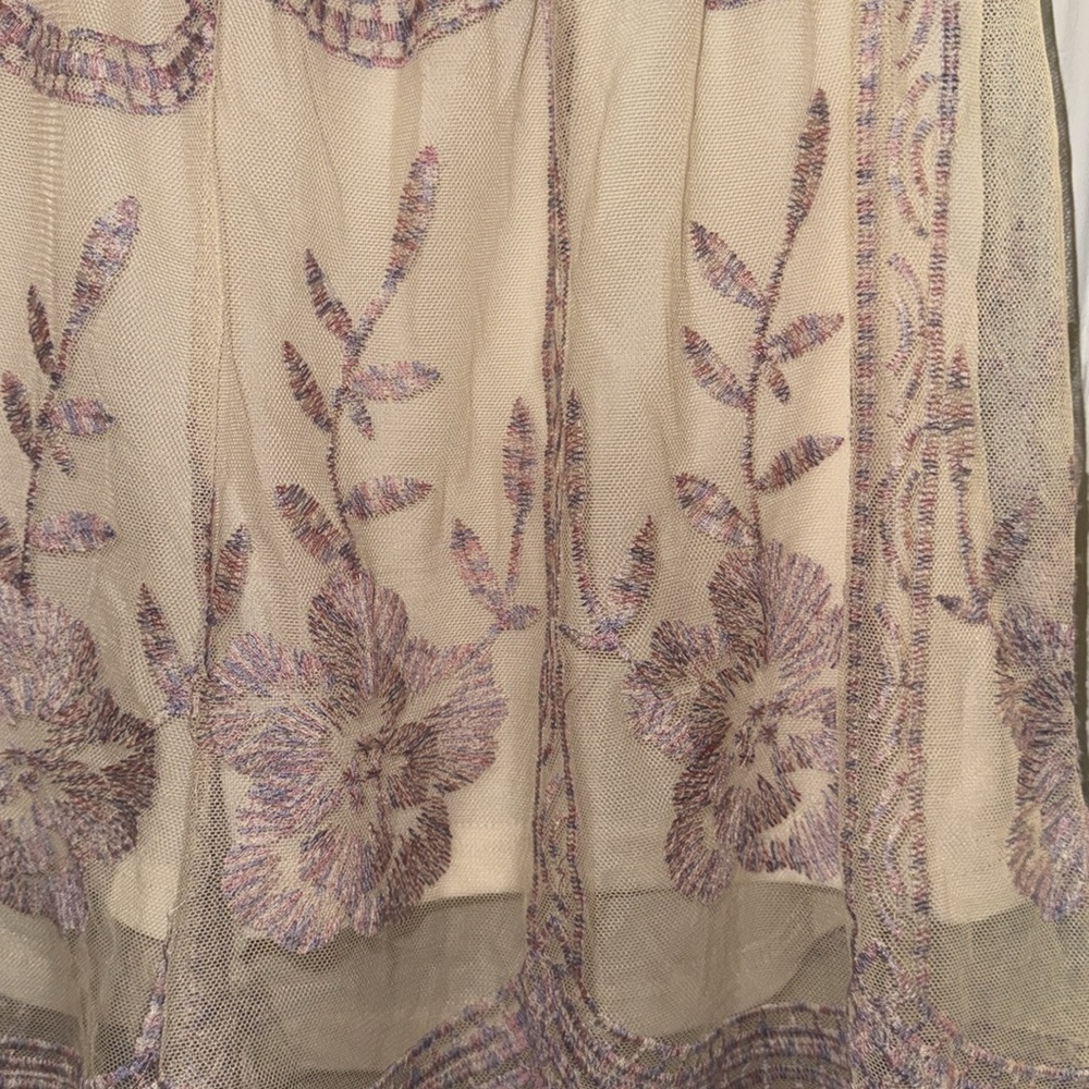 Romper size medium - Picture 2 of 5